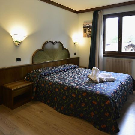 Hotel Quadrifoglio Pinzolo Extérieur photo