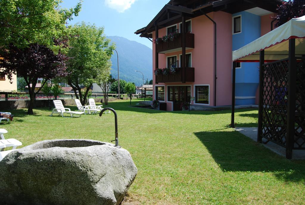 Hotel Quadrifoglio Pinzolo Extérieur photo