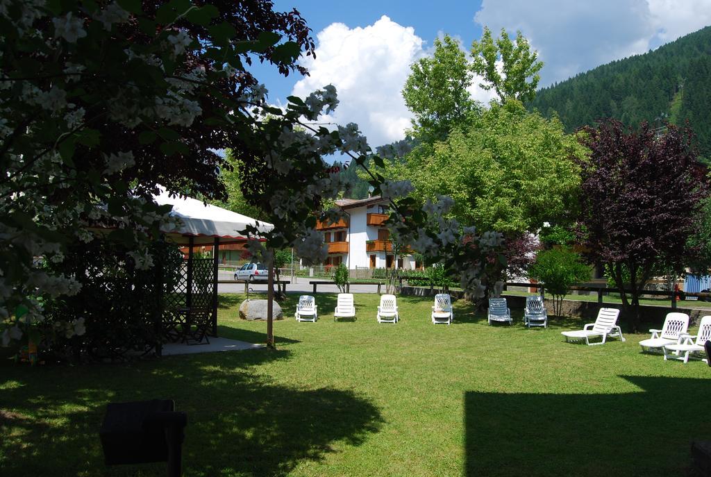 Hotel Quadrifoglio Pinzolo Extérieur photo